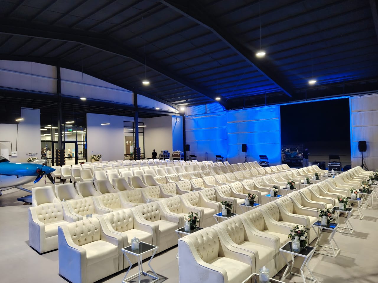 تجهيز مجلس رجال